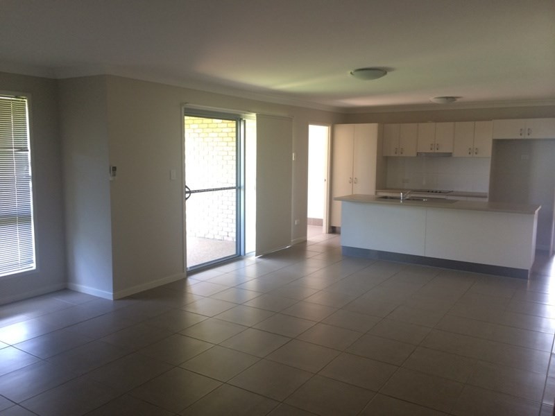 70 Neville Drive, Branyan QLD 4670