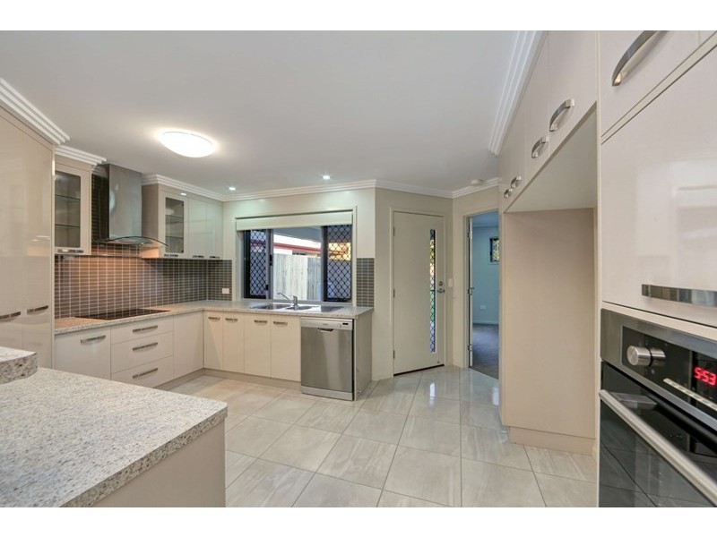 24 Avoca Street, Bundaberg West QLD 4670