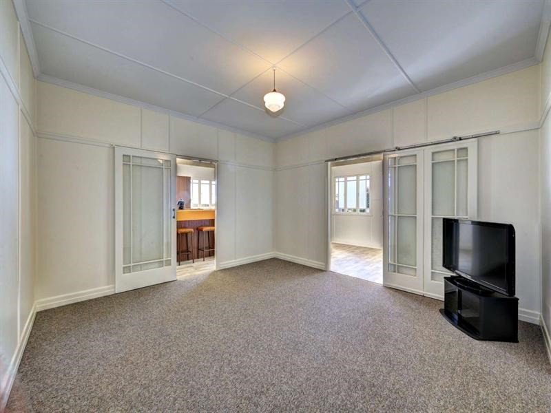 22 Coomber Street, Svensson Heights QLD 4670