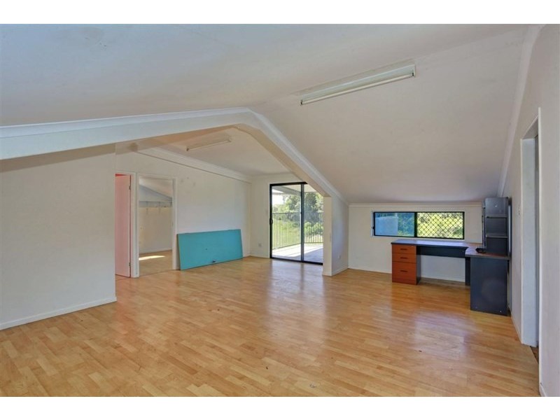 937 Burnett Heads Road, Rubyanna QLD 4670