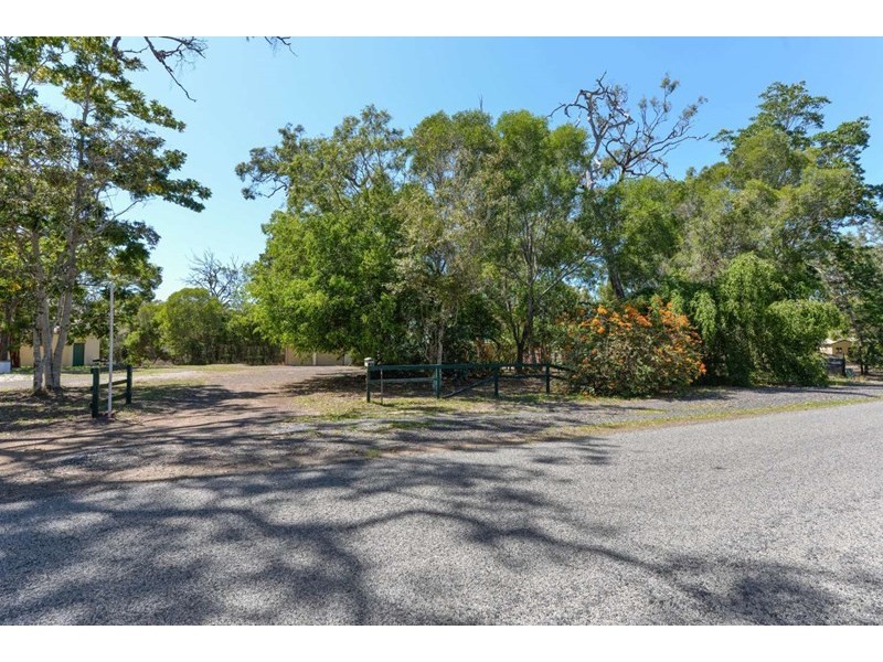 85 Davenport Drive, Coonarr QLD 4670