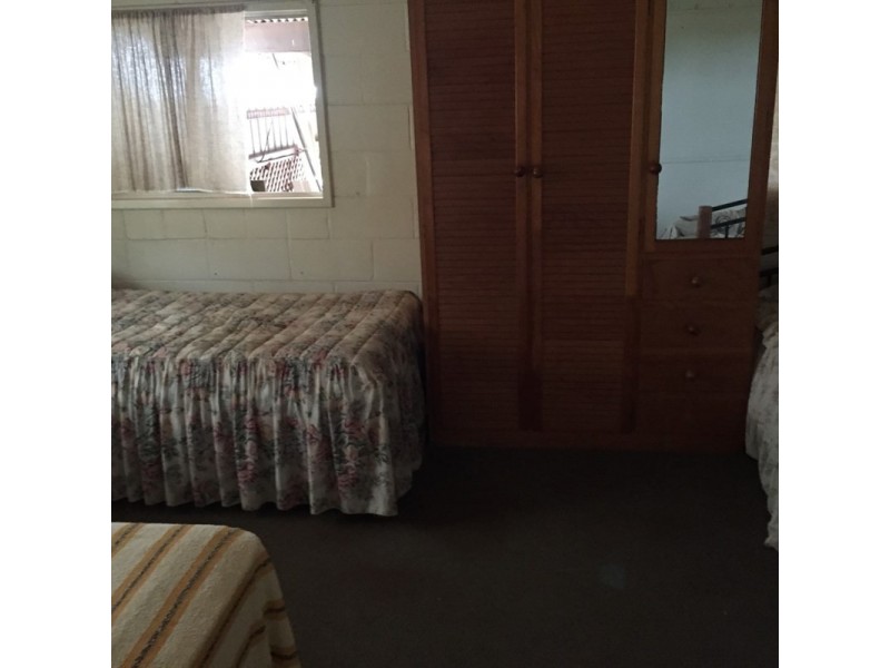 28696 Bruce Highway, Childers QLD 4660