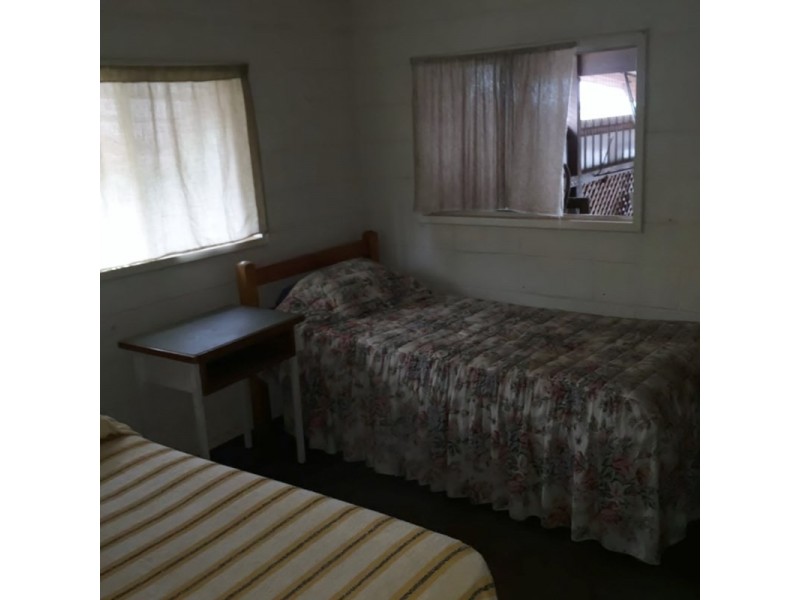 28696 Bruce Highway, Childers QLD 4660