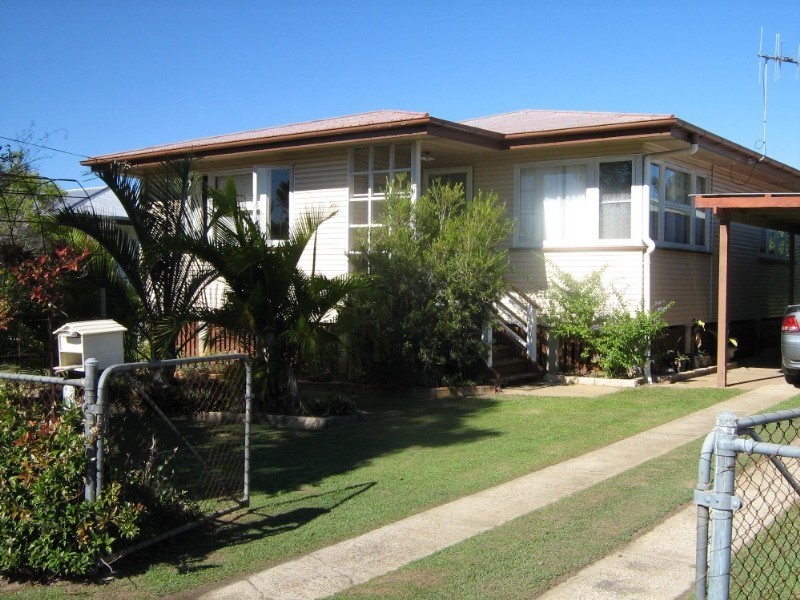 30 Johnston Street, Bundaberg QLD 4670