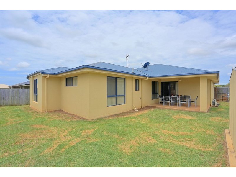 17 Neville Drive, Branyan QLD 4670