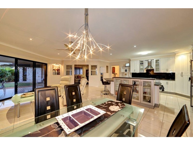 14 Serenity Drive, Kalkie QLD 4670