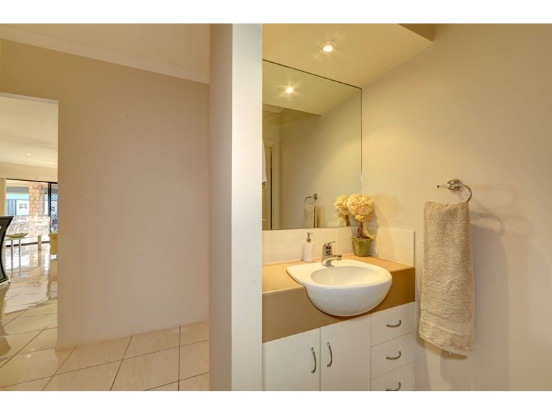 14 Serenity Drive, Kalkie QLD 4670