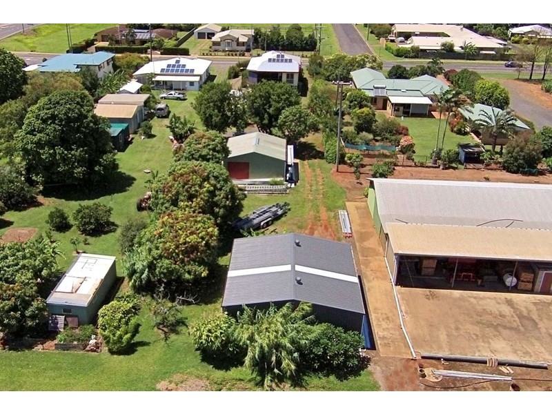 183 Elliott Heads Road, Ashfield QLD 4670