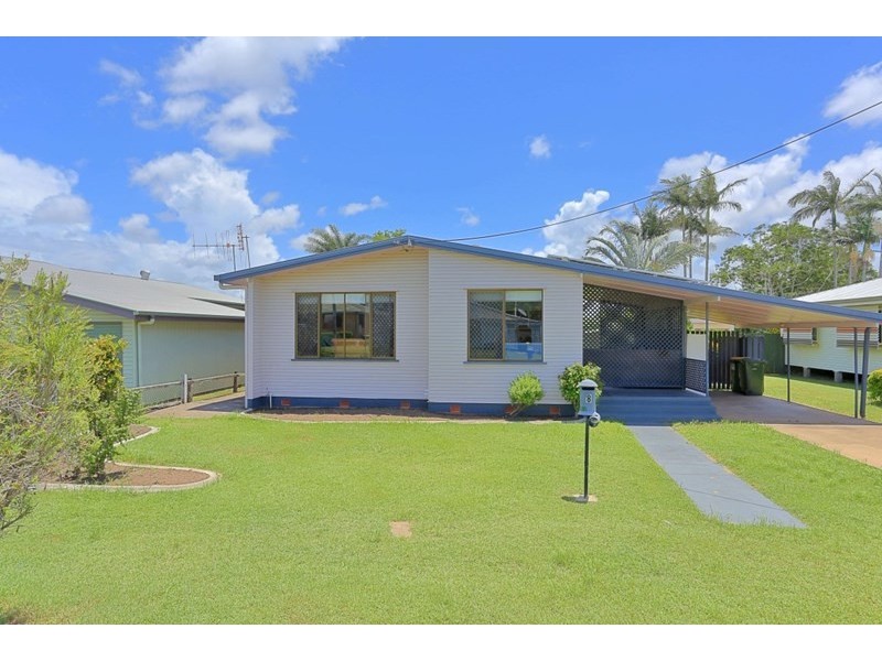 8 Arnold Street, Kepnock QLD 4670