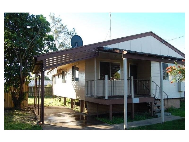 11 Bullpitt Street, Avenell Heights QLD 4670