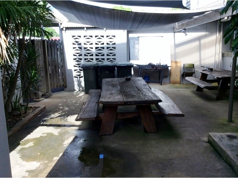 216 Bourbong Street, Bundaberg Central QLD 4670