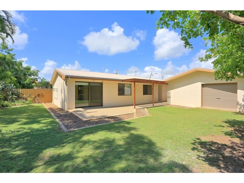 4 Trevors Road, Bargara QLD 4670