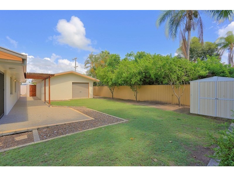 4 Trevors Road, Bargara QLD 4670