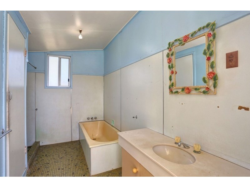 499 Moore Park Road, Welcome Creek QLD 4670