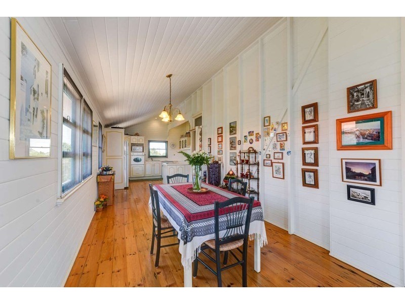 49 Hunter Street, Burnett Heads QLD 4670