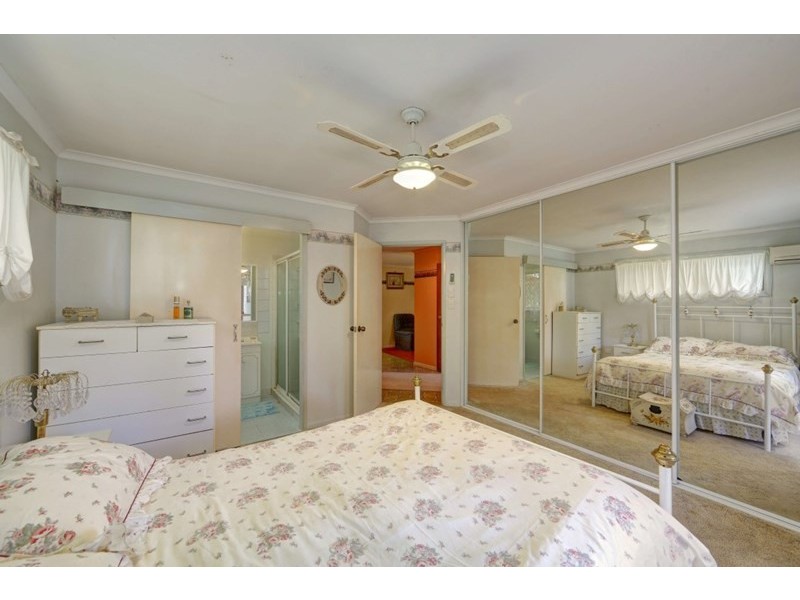 1 Pinto Avenue, Branyan QLD 4670