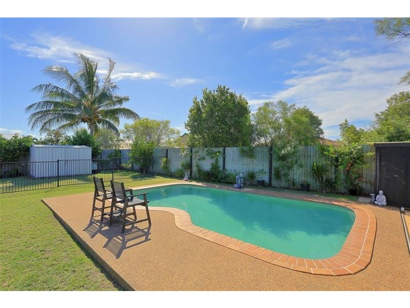 32 Sandhills Drive, Bargara QLD 4670