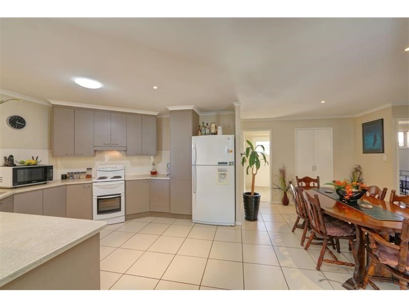 32 Sandhills Drive, Bargara QLD 4670