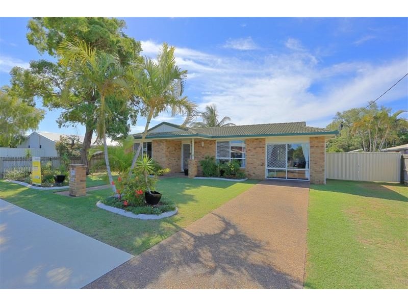 32 Sandhills Drive, Bargara QLD 4670