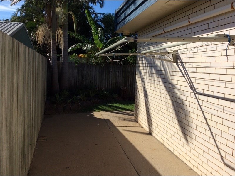 4/27 See Street, Bargara QLD 4670