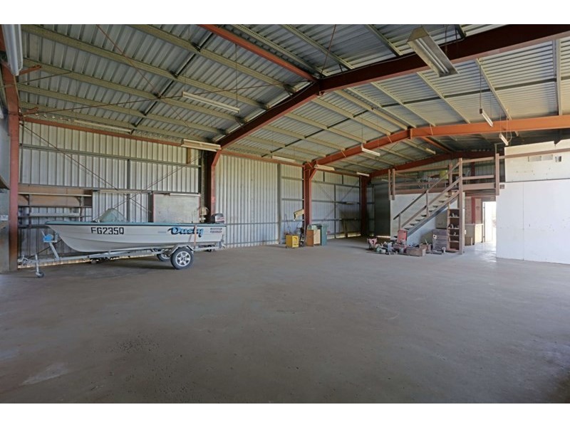 386 FE Walker Street, Ashfield QLD 4670