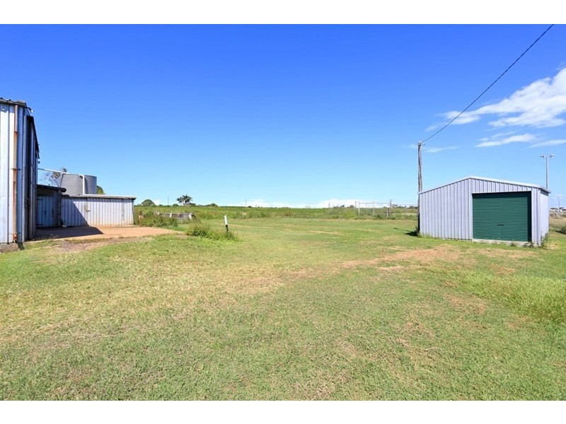 386 FE Walker Street, Ashfield QLD 4670