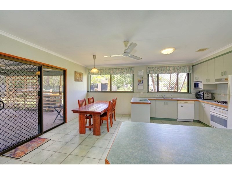 25 Low Street, Kensington QLD 4670