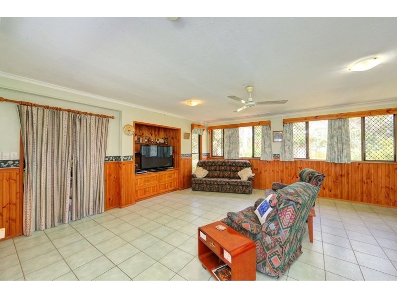 25 Low Street, Kensington QLD 4670