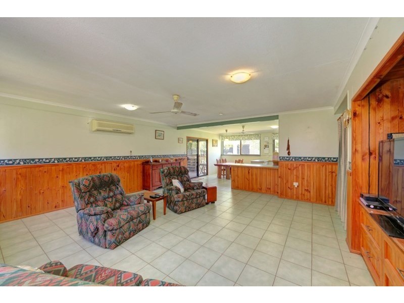 25 Low Street, Kensington QLD 4670