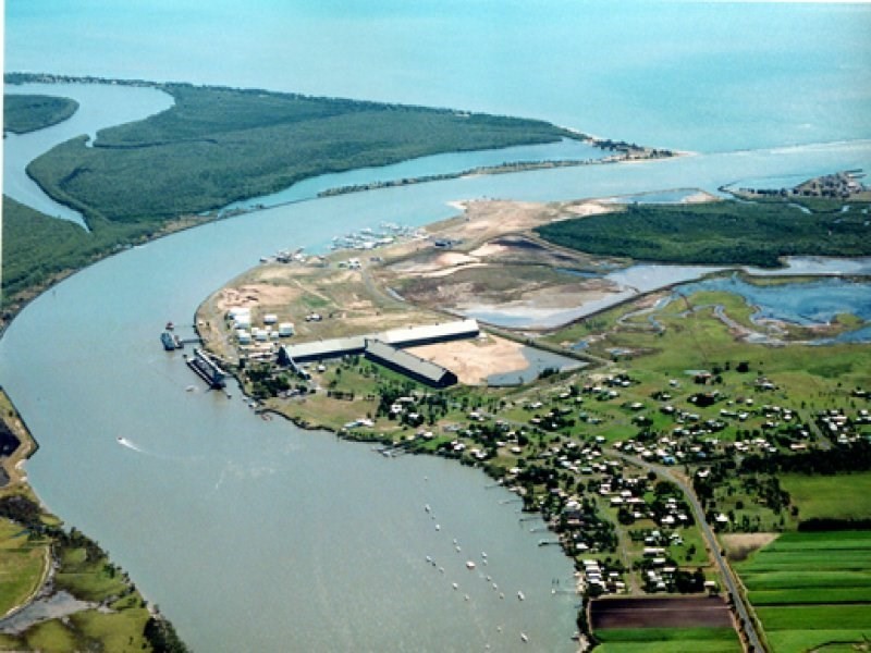 7 Powers Street, Burnett Heads QLD 4670