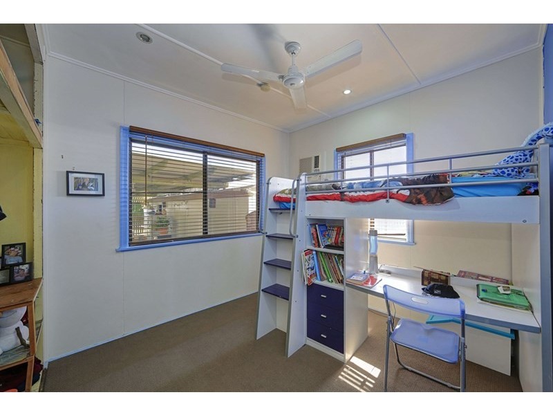 345 Bourbong Street, Millbank QLD 4670