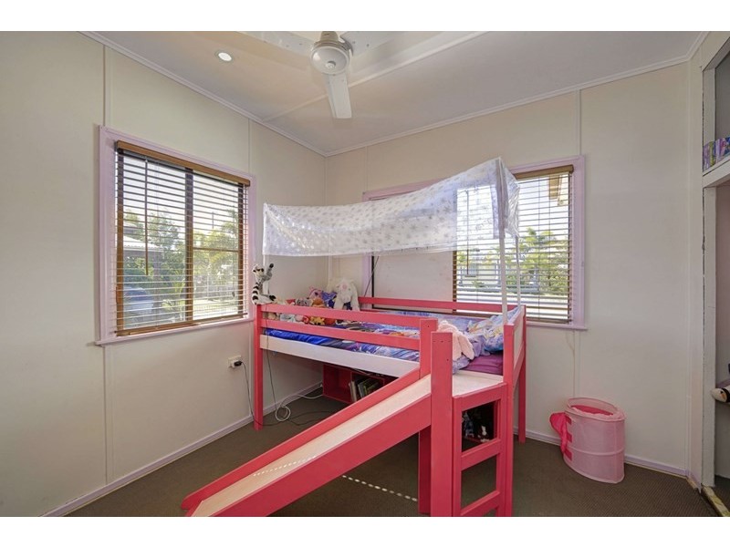 345 Bourbong Street, Millbank QLD 4670