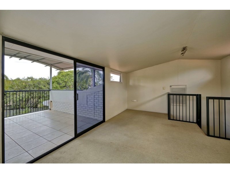 8 The Boulevard, Avoca QLD 4670