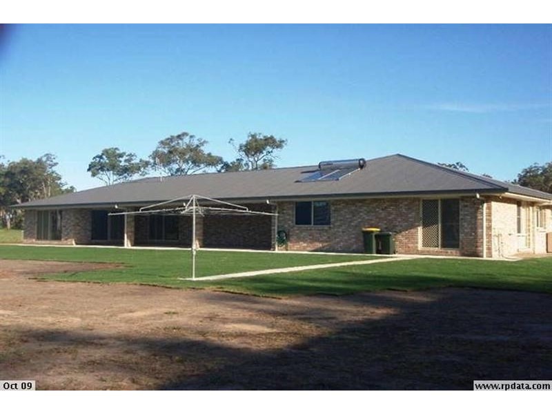 Moore Park Beach QLD 4670