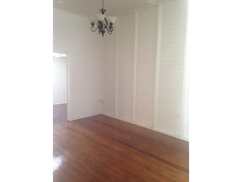 27 George Street, Bundaberg South QLD 4670