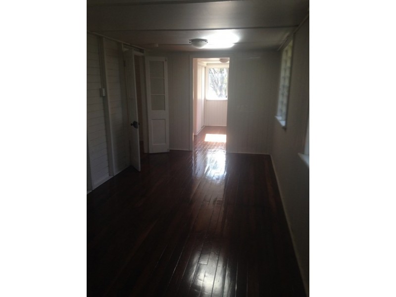 27 George Street, Bundaberg South QLD 4670