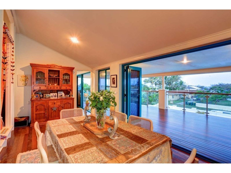 49 Hunter Street, Burnett Heads QLD 4670