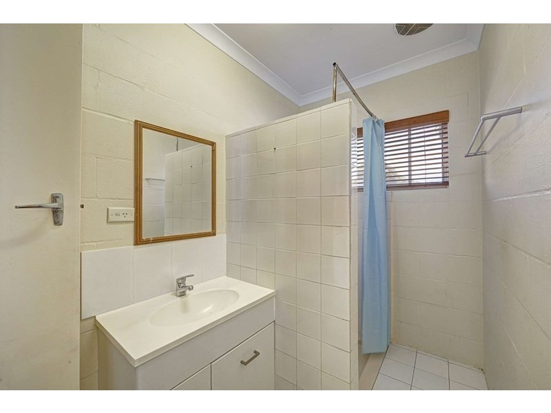 4/27 See Street, Bargara QLD 4670