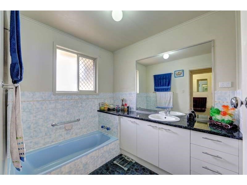 7 Que Hee Street, Kepnock QLD 4670