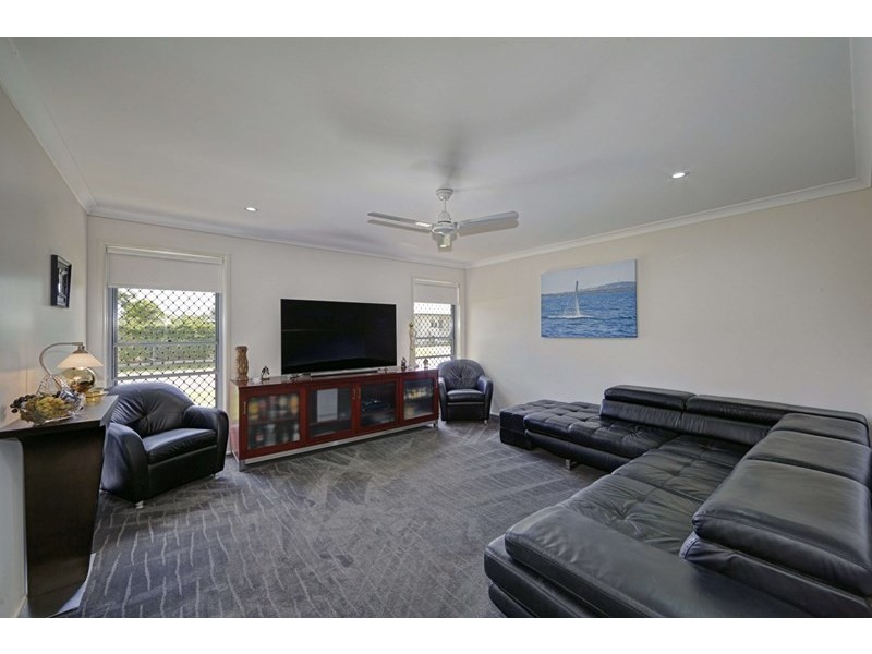 8 Isambert Lane, Millbank QLD 4670