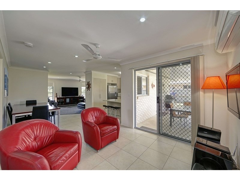 8 Isambert Lane, Millbank QLD 4670