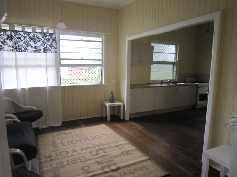 3 Lamb Street, Walkervale QLD 4670