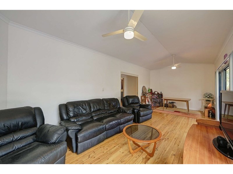 15 Plum Tree Crescent, Moore Park Beach QLD 4670