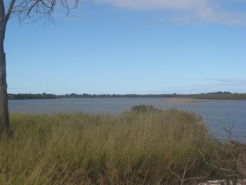 28 River Road, Fairymead QLD 4670