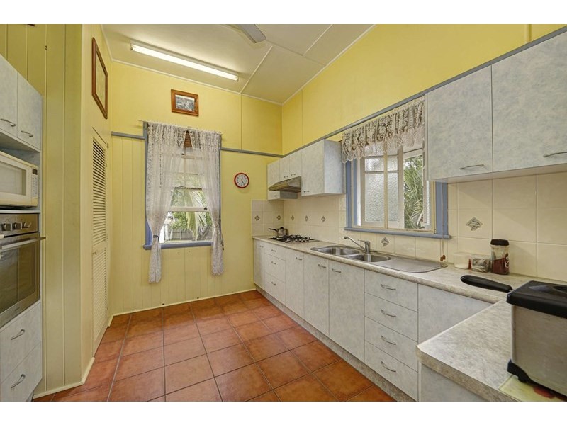 39 Maryborough Street, Walkervale QLD 4670