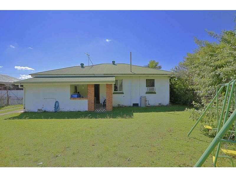 4 Wainwright Street, Svensson Heights QLD 4670