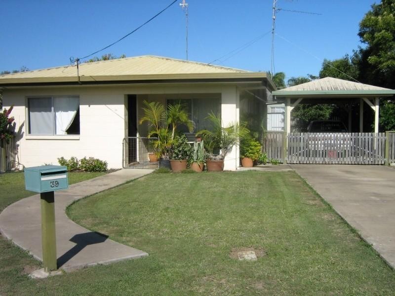 39 McLachlan Drive, Bundaberg QLD 4670