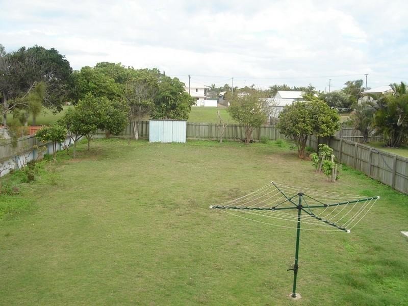 87 Sea Esplanade, Burnett Heads QLD 4670