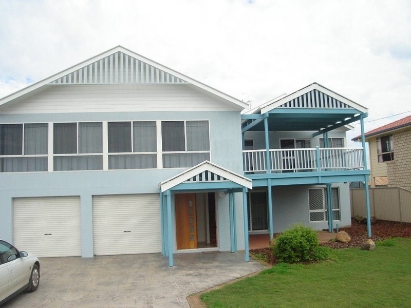 87 Sea Esplanade, Burnett Heads QLD 4670