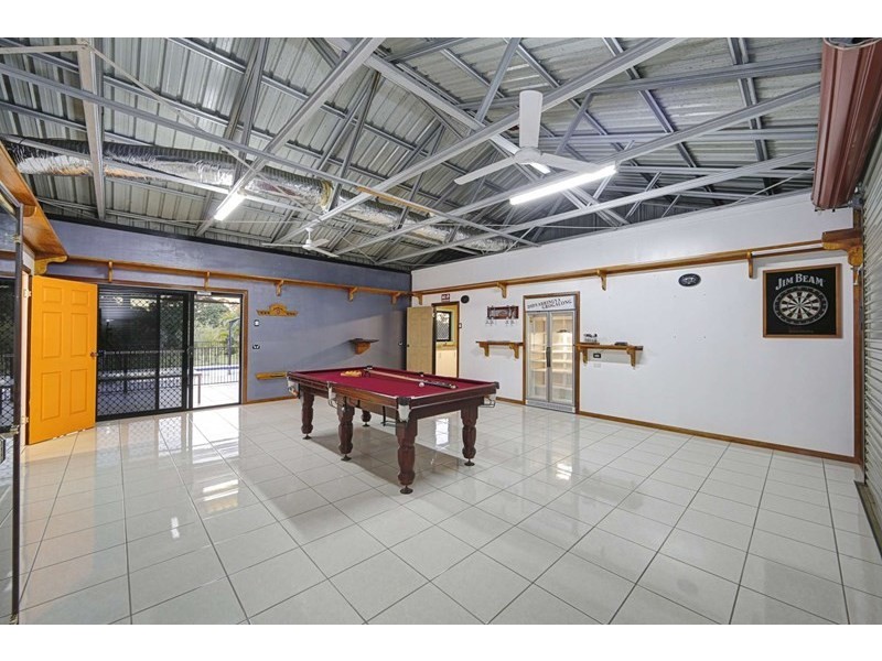 224 Cummins Road, Branyan QLD 4670